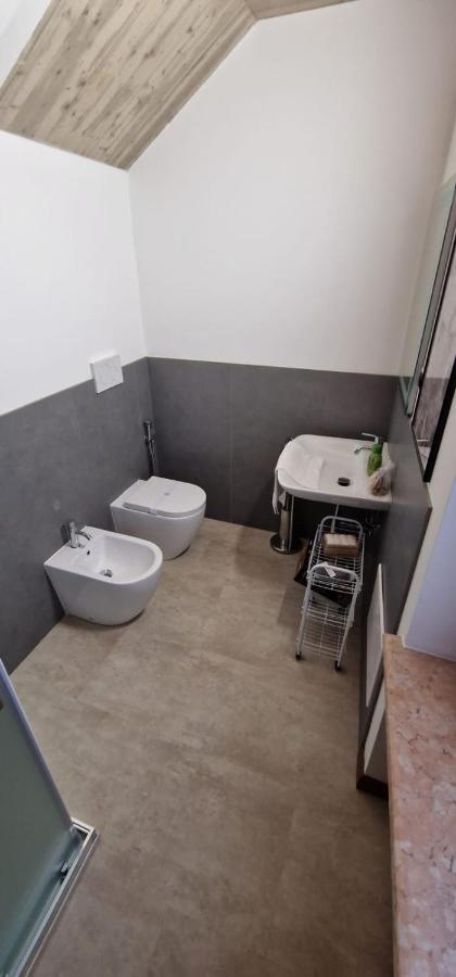 Gesuitirooms Sona Exterior foto