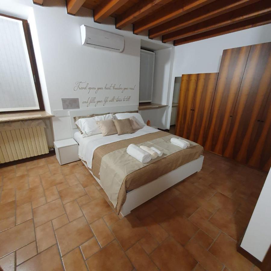 Gesuitirooms Sona Exterior foto